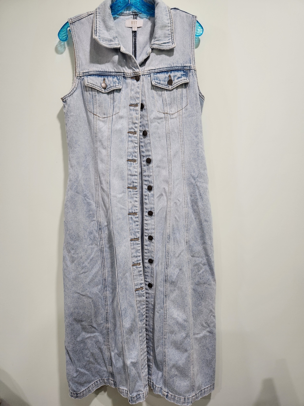 Kut from the Kloth Light Wash Denim Button-Front Midi Dress